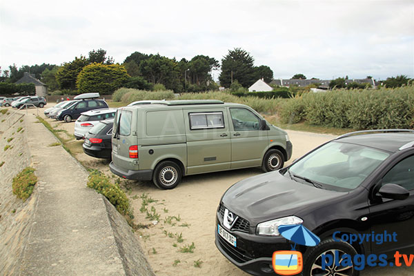 Plage du Bil parking lot