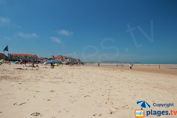 Wissant beach and view on the seaside resort