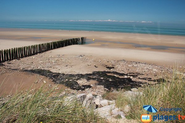 Spiaggia della duna Aval di Wissant con la bassa marea