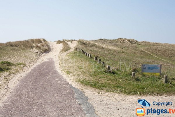 Accès à la plage des Dunes de Portbail