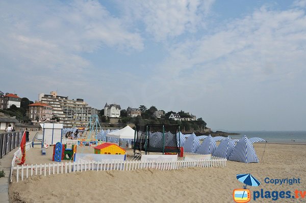 Club for children on the beach in Dinard