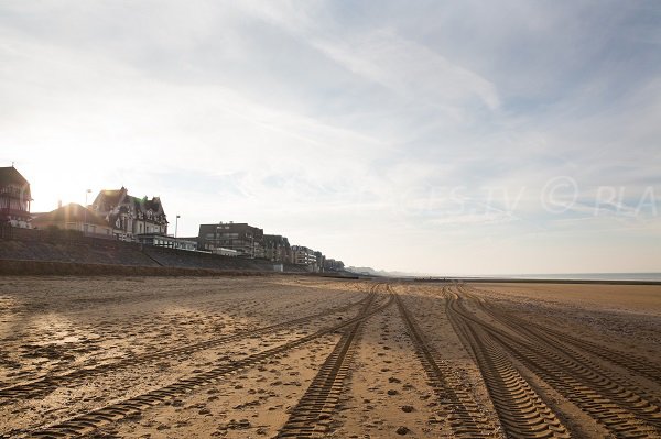 Plage de l'école de voile de Cabourg