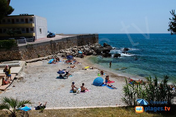 Plage de l'Eden Roc de Bandol en été