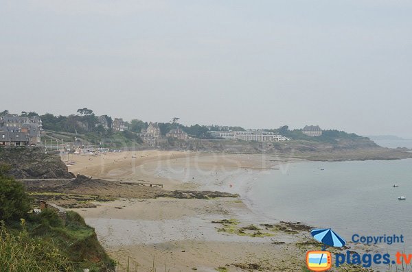 Photo de la plage d'énogat à Dinard