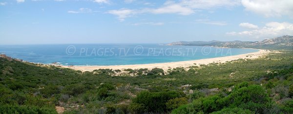 Vue globale de la plage d'Erbaju