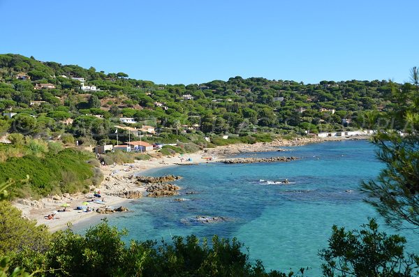 Foto vom Escalet-Strand vom Küstenweg aus - Ramatuelle