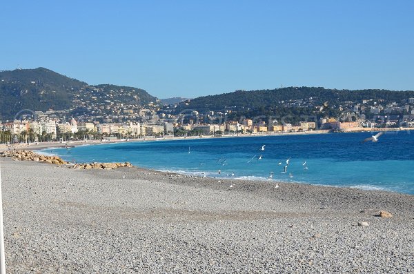 Vista della baia dalla spiaggia Fabron - Nizza