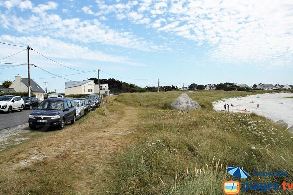 Parking de la plage de Fanal à Kerlouan