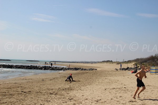 Plage de la Farinette en direction de la plage du Libron à Vias