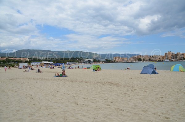 Plage de la Favière à Bormes les Mimosas