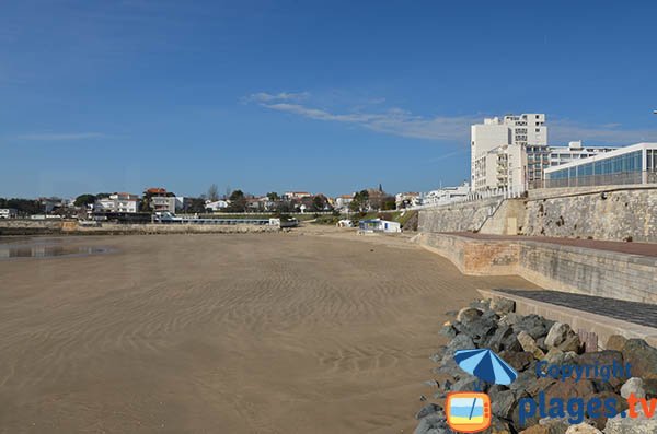 Cale de mise à l'eau sur la plage du Foncillon - Royan