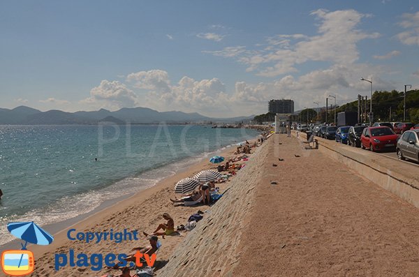 Plage à La bocca boulevard du Midi