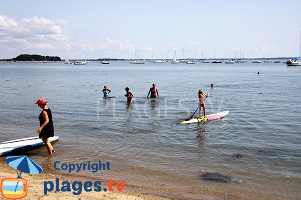 Paddle et baignade sur la plage de Fontaine Varia - Ile d'Arz