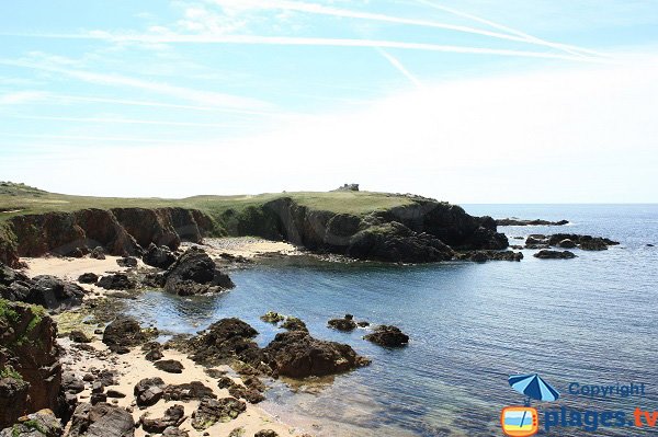 Criques des Fontaines sur l'ile d'Yeu