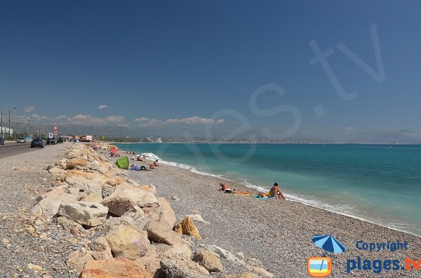 Wenig besuchter Strand in Antibes