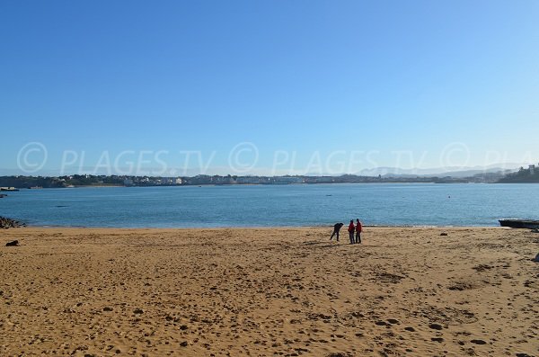 Spiaggia del Fort di Socoa fronte St Jean de Luz - Francia