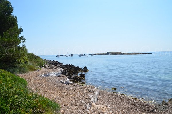 St-Féréol island from Saint-Honorat