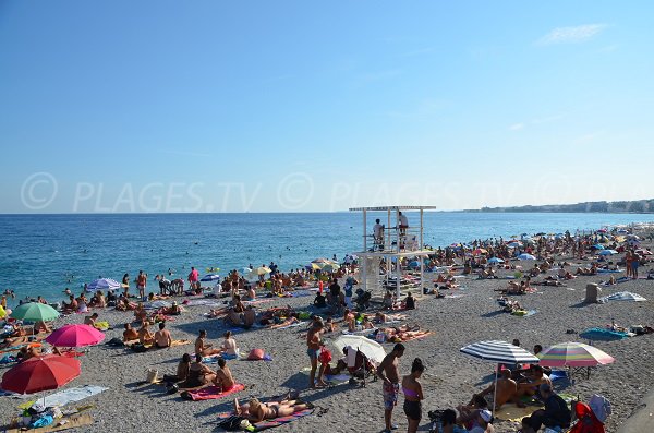 Strand des Forums im Sommer - Nizza