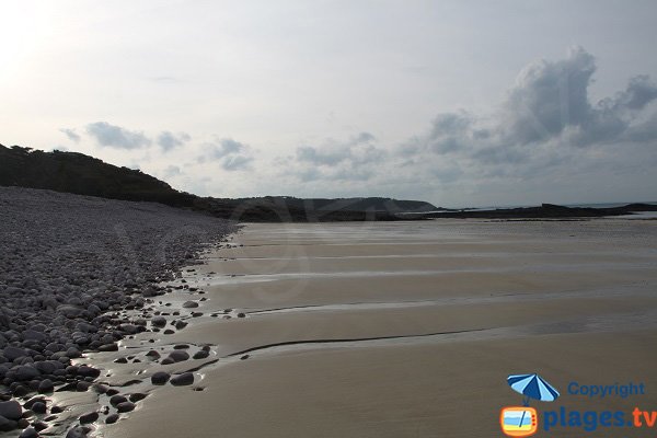 Sabbia della spiaggia Fosse d'Eyrand a Erquy