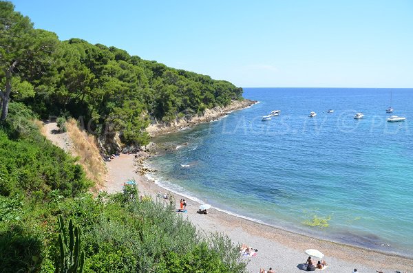 Pointe du Colombier depuis la plage les Fossettes