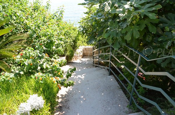 Escaliers de la plage des Fossettes - Cap Ferrat