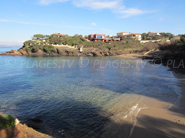 Plage du Four à Chaux à Hyères