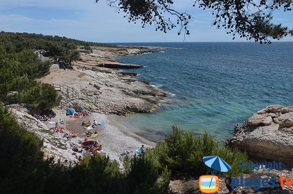 Plage du Four à Chaux à Sausset les Pins