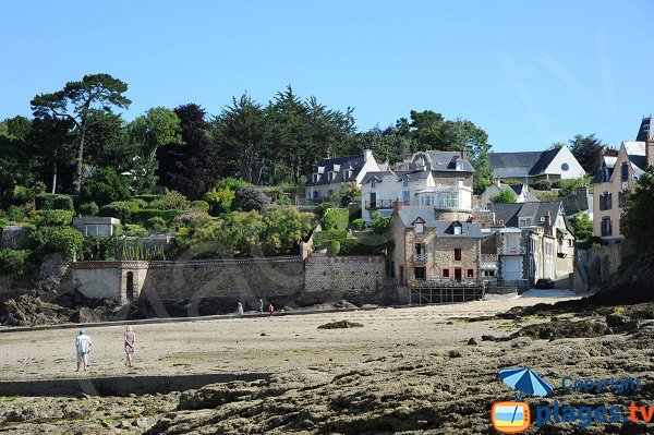 Photo of the Four à Chaux beach in Saint Malo - France