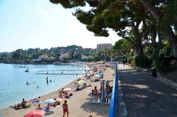 Spiaggia des Fourmis di Beaulieu sur Mer in Francia