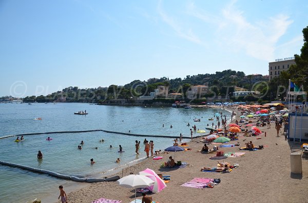 spiaggia sorvegliata di Beaulieu sur Mer - Francia