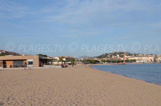 Fréjus beach with view on St Raphaël