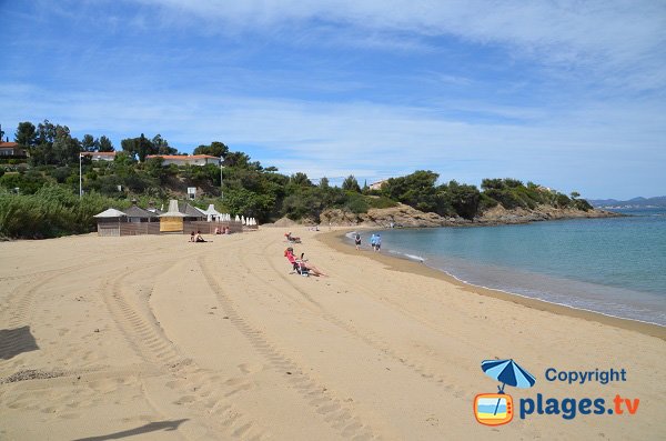 Spiaggia di sabbia Les Issambres in Francia