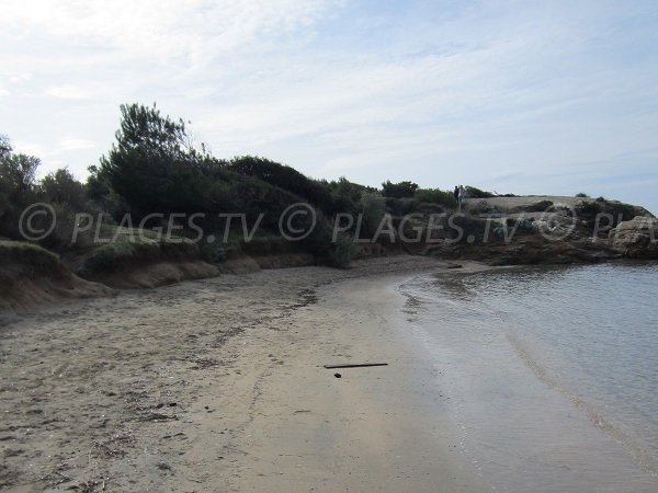 Plage du Gaou après le port du Brusc dans le Var