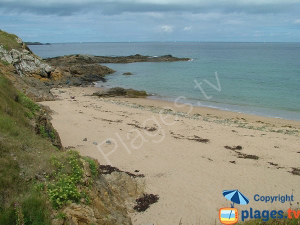 Plage de sable au niveau de la pointe Guérin à St Briac sur Mer