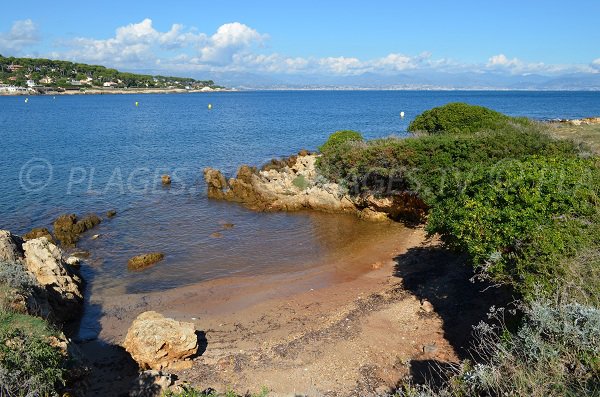 Garoupe Cove in Cap d'Antibes