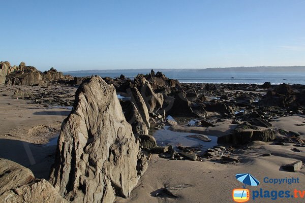 Schiste sur la plage de la pointe de Locquirec