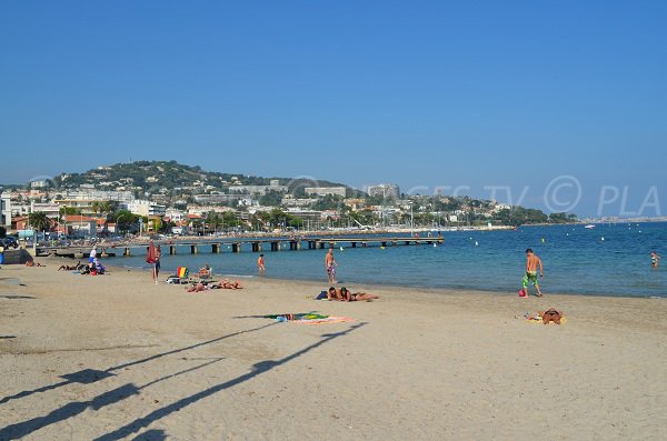 Plage Gazagnaire à Cannes