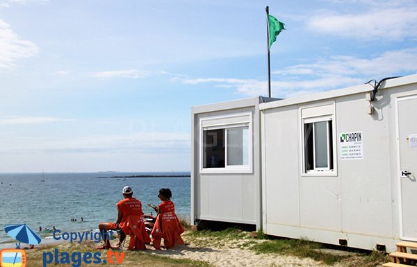 Poste de secours de la plage de Goh Velin