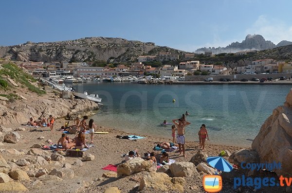 Petite plage des Goudes à Marseille