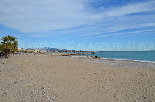 Plage du Grand Large à Cagnes sur Mer