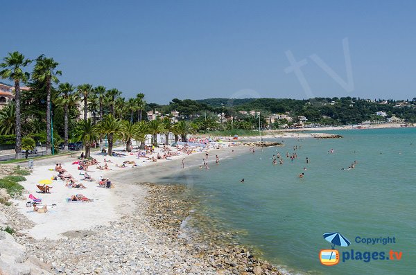 Photo of the Grand Vallat beach of Bandol in France