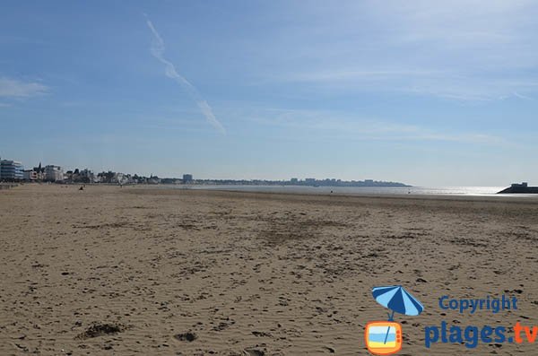 Largest beach in Royan