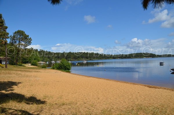 End of Grande Escoure beach in Lacanau