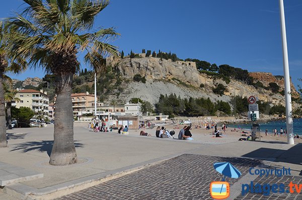 Photo de la plage de Cassis dans le centre