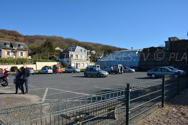 Parking of Grandes Dalles beach in St Pierre en Port