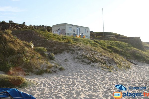 Plage surveillée à Belle-Ile - Grands Sables