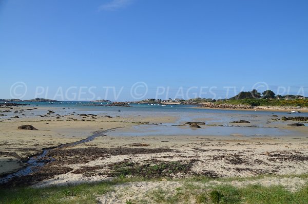 Baie de Kervalos - chemin du Grannec à Trégastel