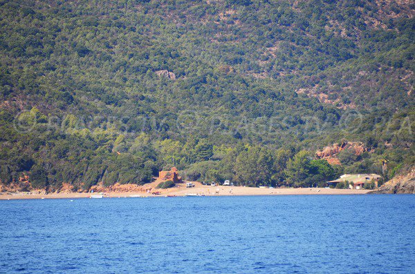 Photo of Gratelle beach near the Scandola reserve in Corsica