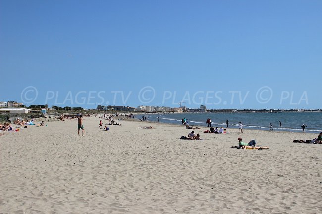 Plage dans le centre du Grau du Roi