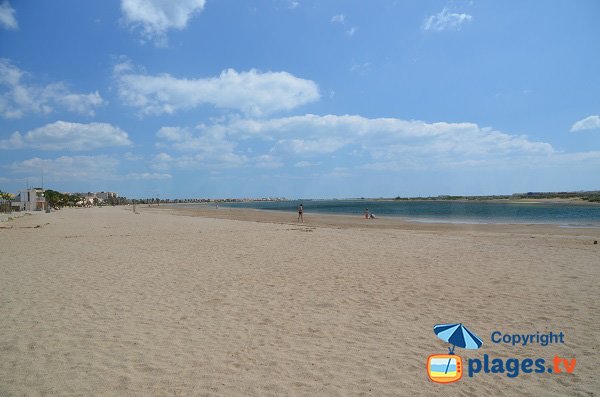 Spiaggia del Grazel a Gruissan in Francia